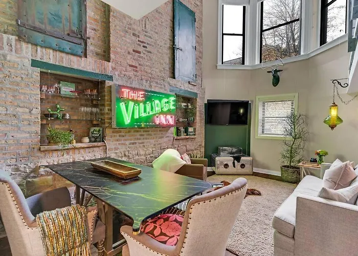 The Village By Dakota Gal Digs Casa vacanze Chicago